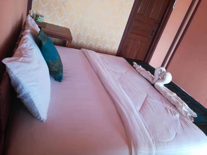 Champa Guesthouse เมืองโขง ภายนอก รูปภาพ
